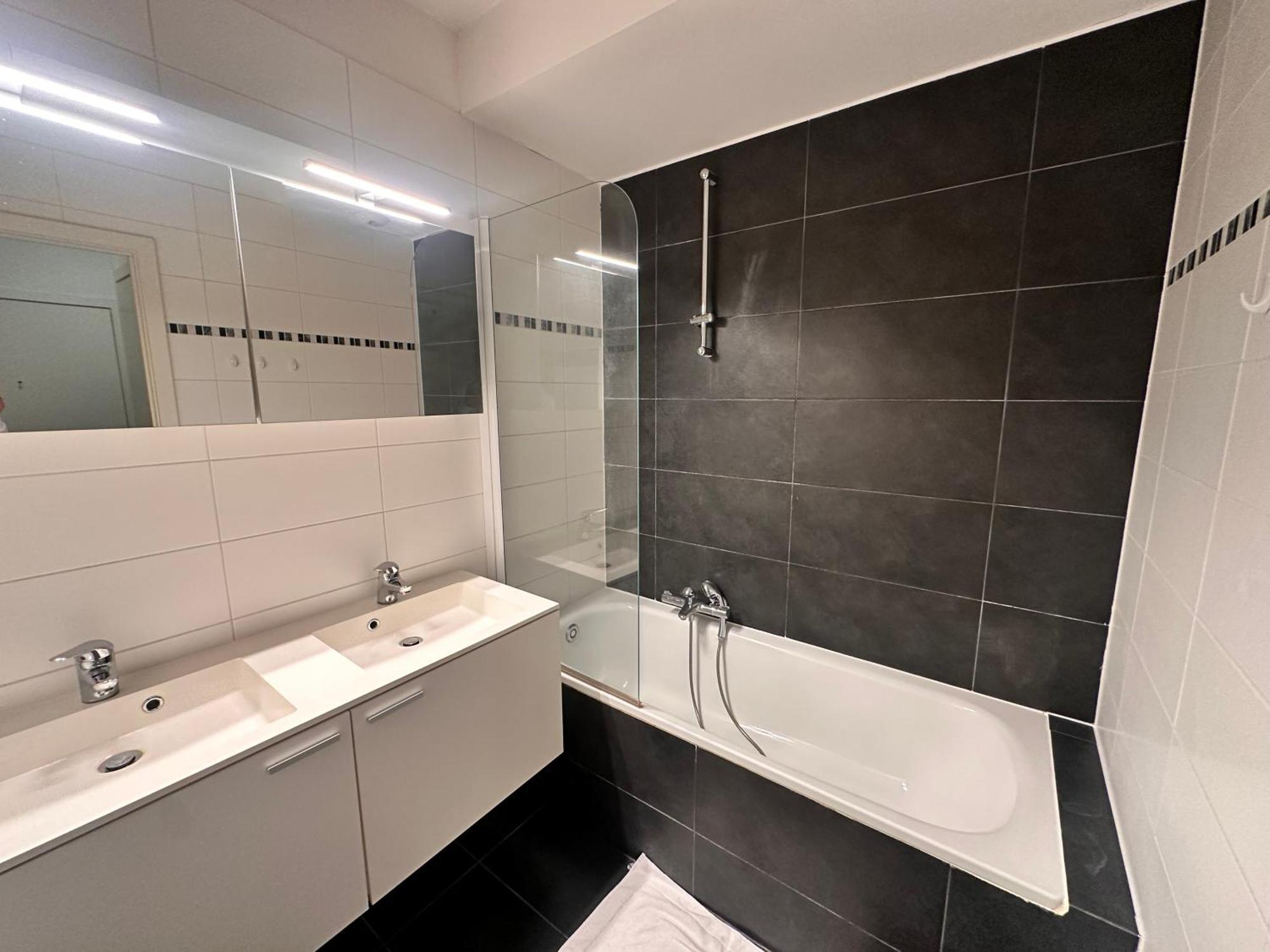 2 Bedroom In Center With Breathtaking View Apartment Brussels